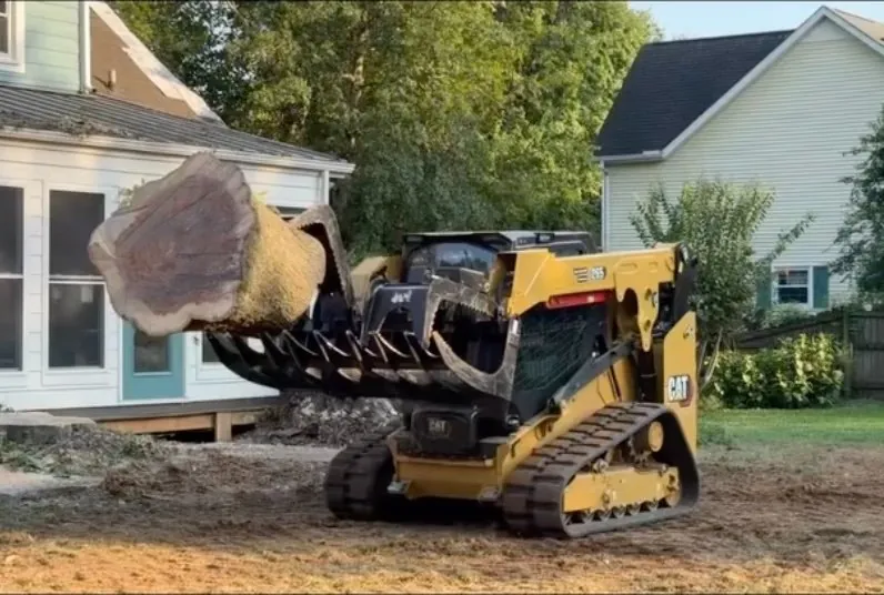 Tracked skid steer
